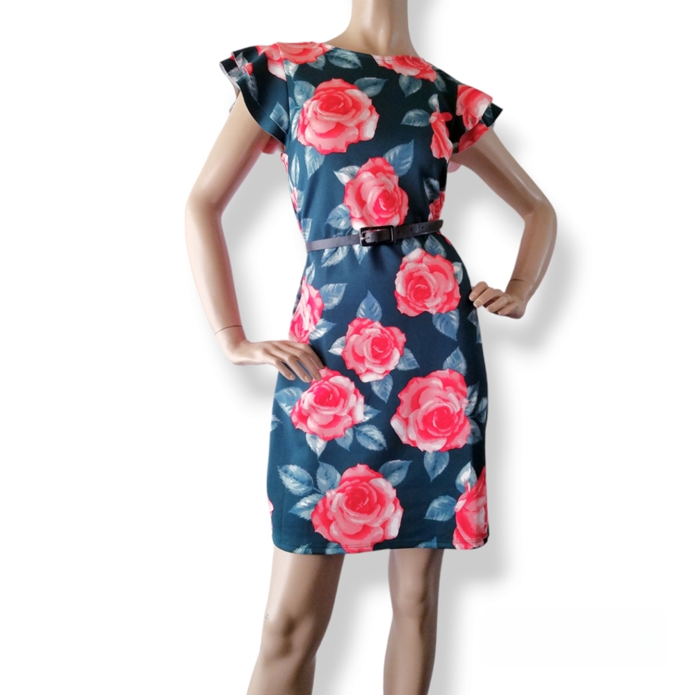 Ces Femme Red & Green Floral Flounce Sleeve Dress